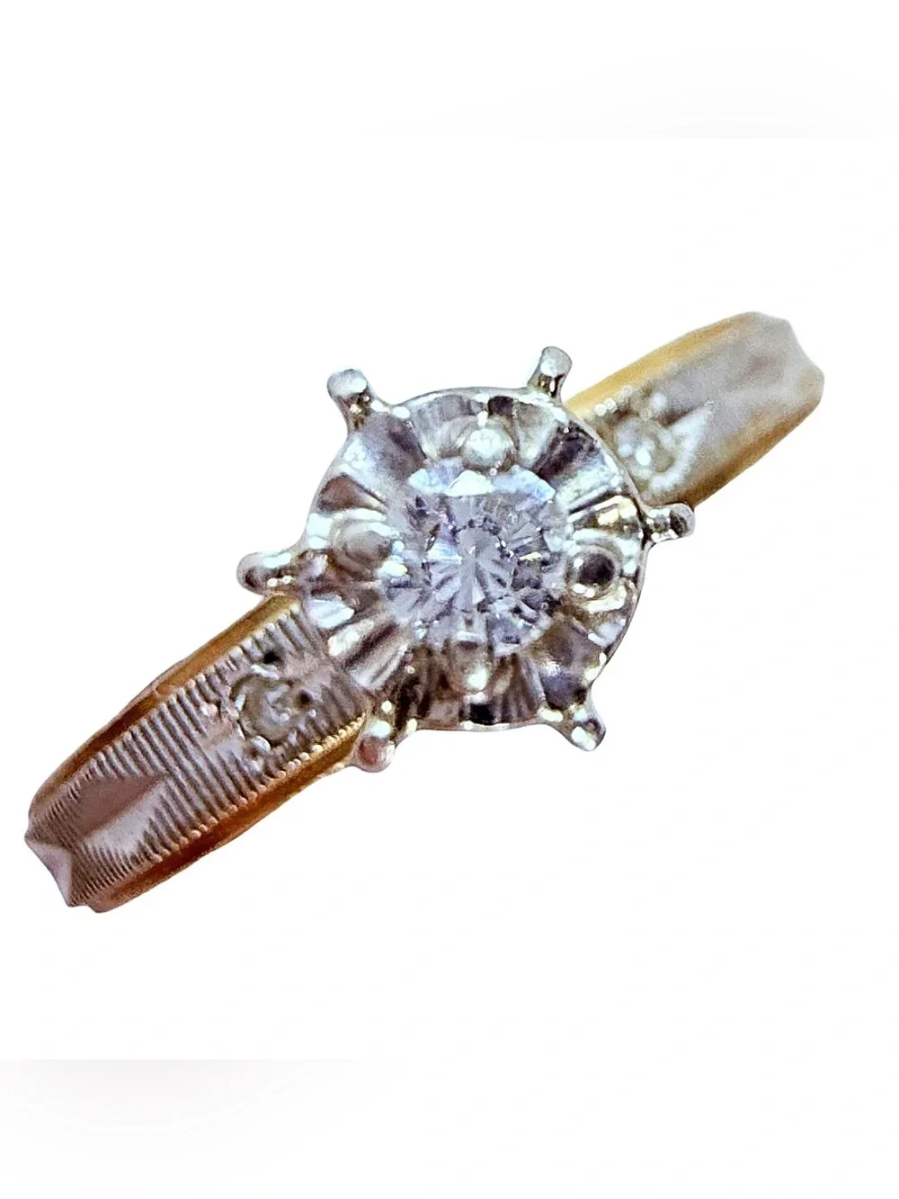 🌟 Vintage Keepsake 14K Two-Tone Gold Diamond Ring